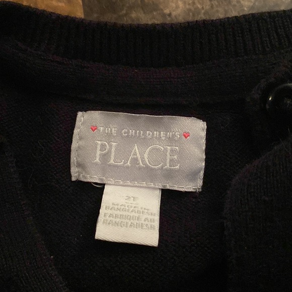 3 for $15 Size 2T Cardigan with bows - Picture 2 of 3